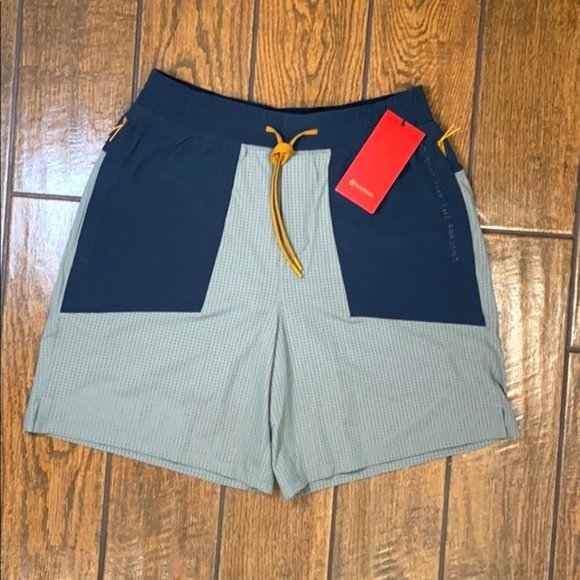 lululemon athletica Other - NWT Lululemon Men's Step Back Jump Training Shorts Linerless 9" Small